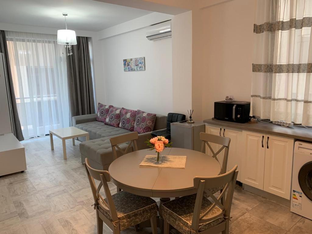 Iris Appartement Năvodari Buitenkant foto